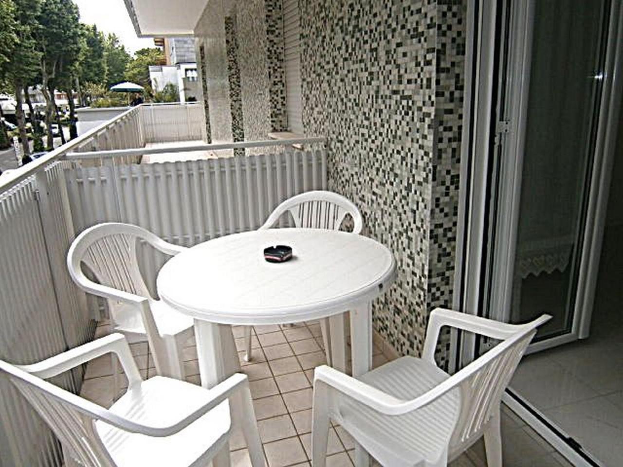Jolly Apartment Bibione Exterior foto
